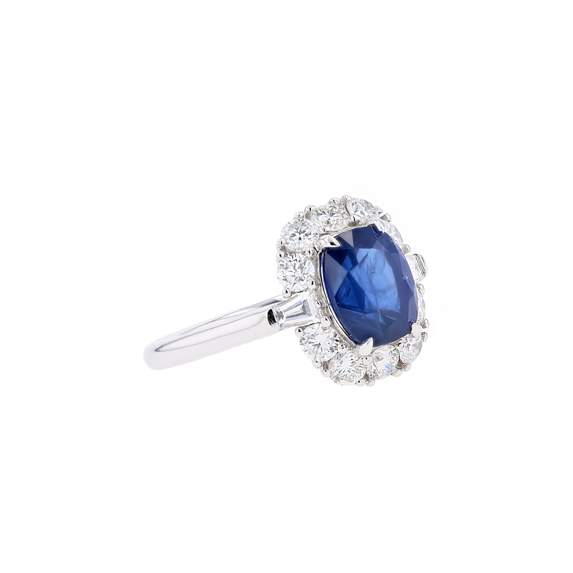 18KG Natural Vivid Royal Blue Sapphire Diamond Ring